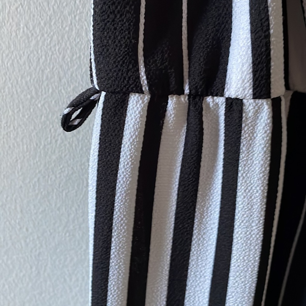 Revamped jumpsuit Black and white striped Wide leg (Never Worn) Size S - Picture 7 of 7